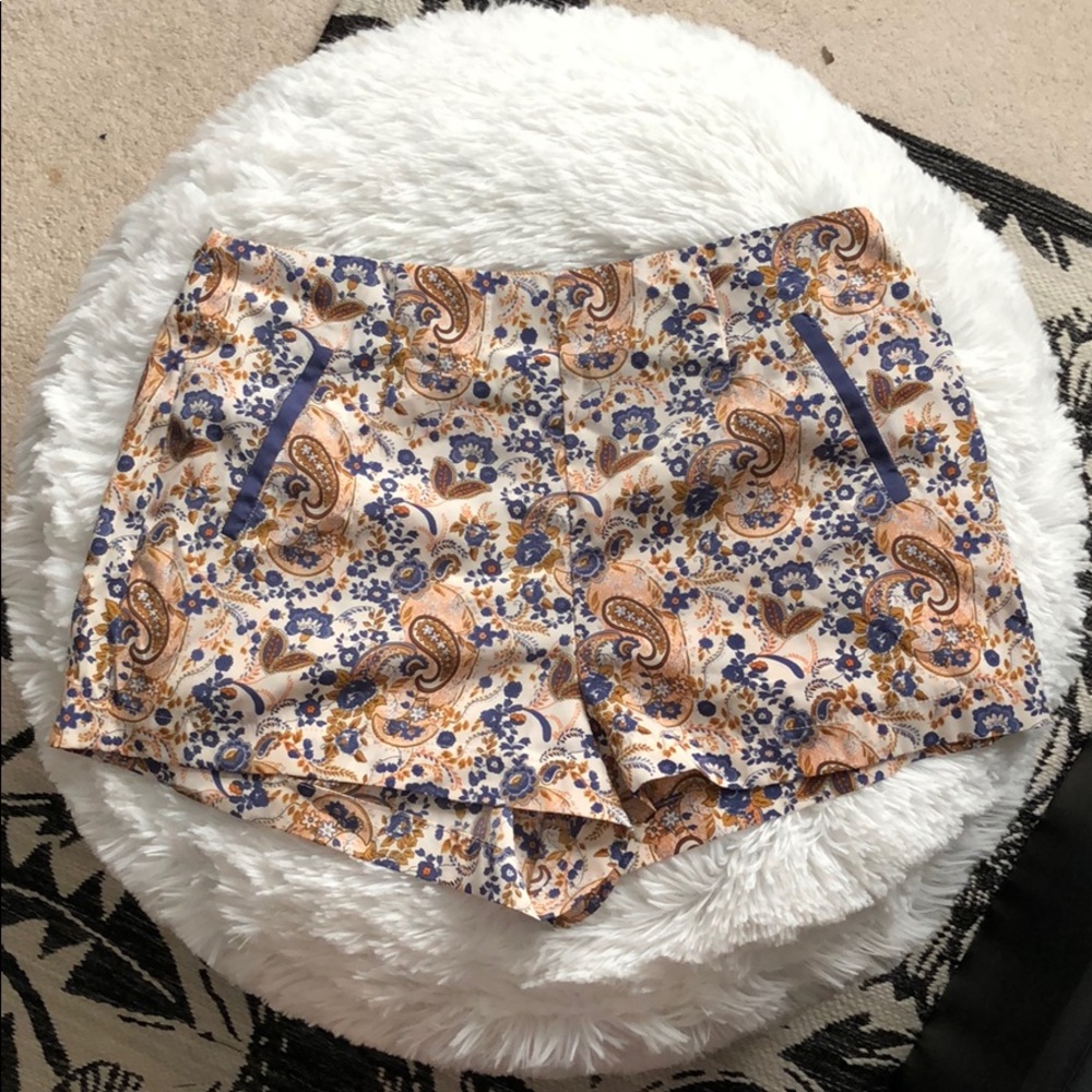 Firever 21 high waisted shorts